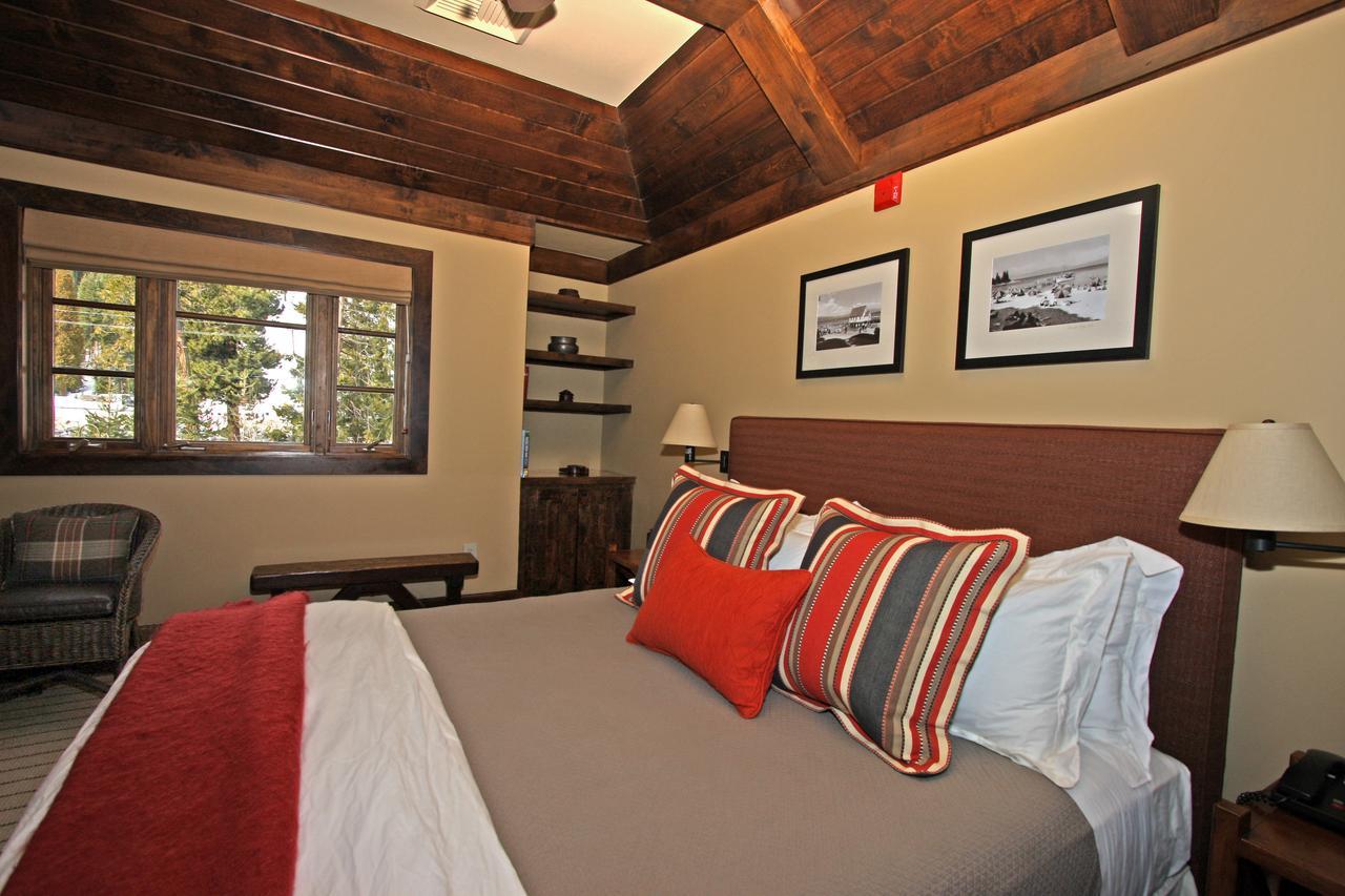 West Shore Cafe And Inn Homewood Exteriör bild